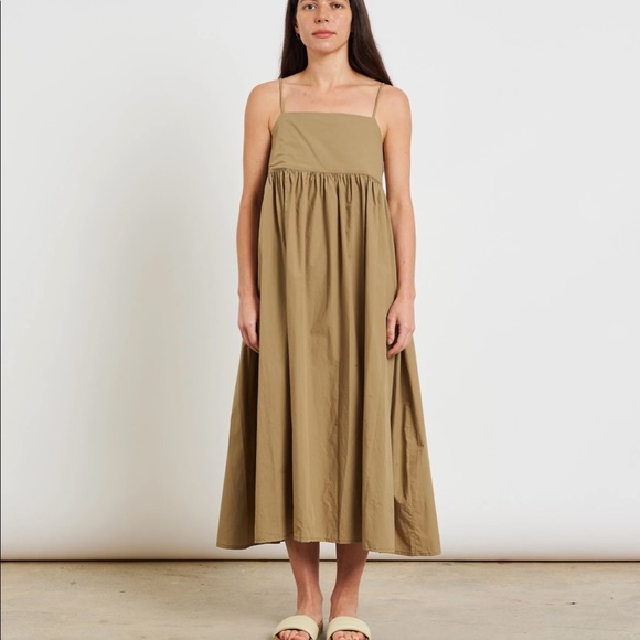 black crane Dresses & Skirts - Black crane strap dress- clay